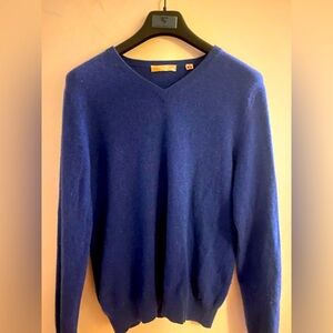 UNIQLO Cashmere Sweater